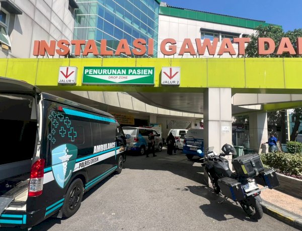 Polres Gresik Beri Layanan Ambulans Gratis untuk Masyarakat